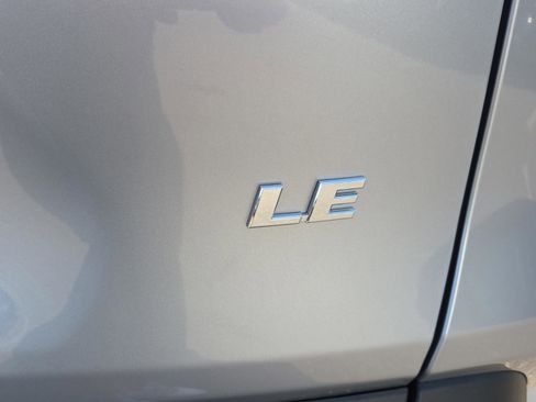 Certified 2025 Toyota RAV4 LE FWD image 31