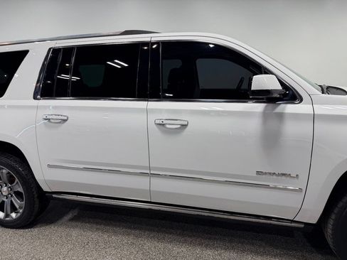 Used 2015 GMC Yukon XL Denali w/ Touring Package AWD/4WD image 16