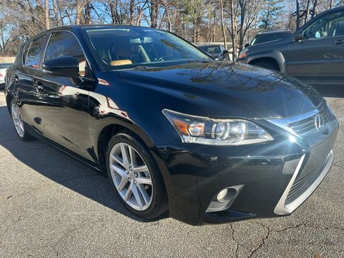 Used 2015 Lexus CT 200h image 4