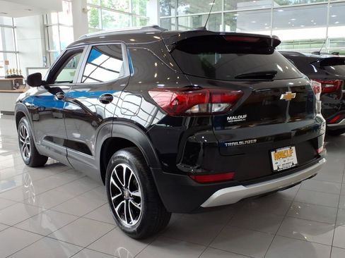 Used 2026 Chevrolet TrailBlazer LT FWD image 4