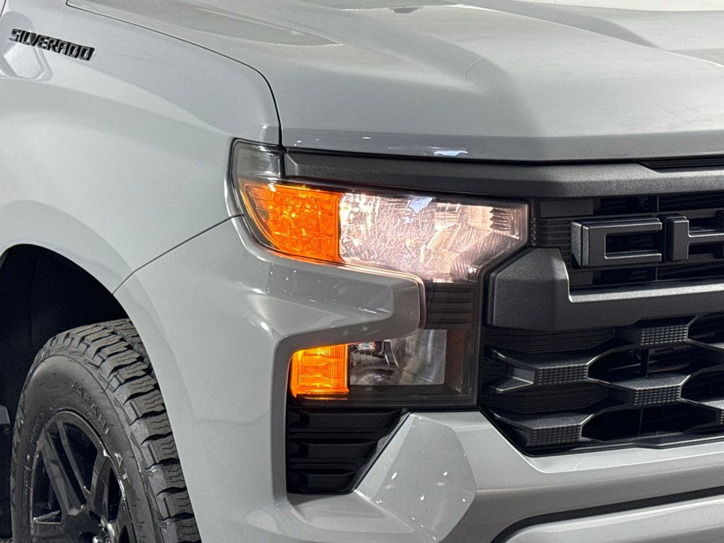 Certified 2024 Chevrolet Silverado 1500 Custom w/ Turbomax Blackout Package AWD/4WD image 6
