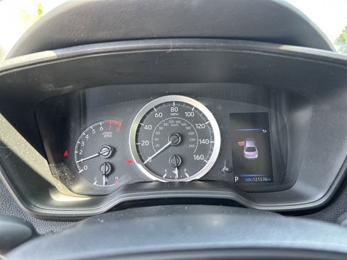 Used 2021 Toyota Corolla LE FWD image 21