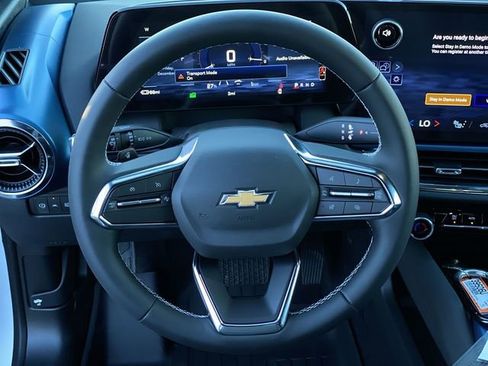 New 2026 Chevrolet Equinox EV LT FWD image 19