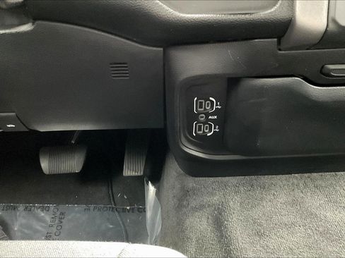 Used 2022 RAM 1500 Big Horn image 32