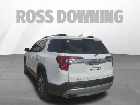 Used 2023 GMC Acadia SLT FWD image 9
