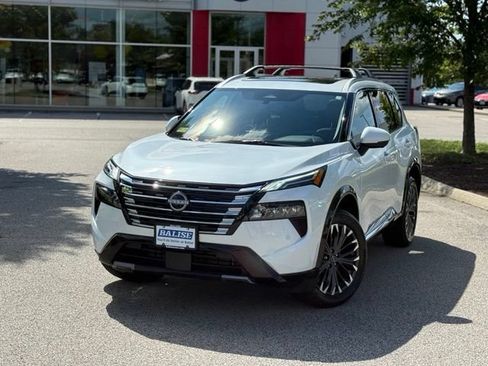 Certified 2026 Nissan Rogue Platinum AWD/4WD image 9