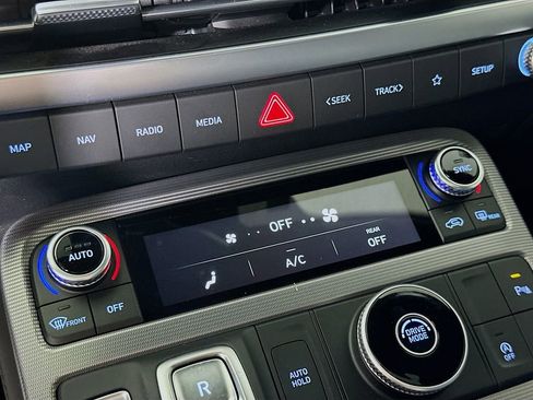 Used 2024 Hyundai Palisade Calligraphy FWD image 28