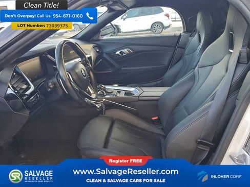Used 2021 BMW Z4 sDrive30i w/ Convenience Package image 9