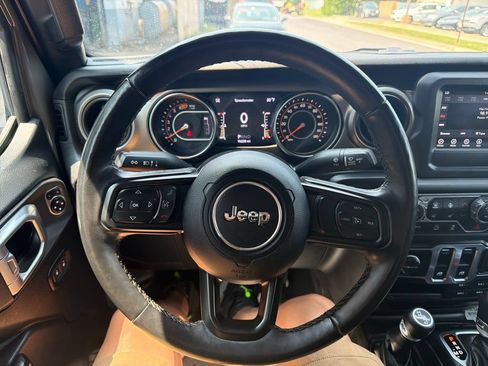 Used 2021 Jeep Wrangler Sport AWD/4WD image 19