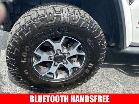 Used 2019 Jeep Wrangler Unlimited Rubicon image 4
