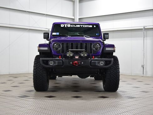 Used 2026 Jeep Wrangler Unlimited Rubicon AWD/4WD image 2