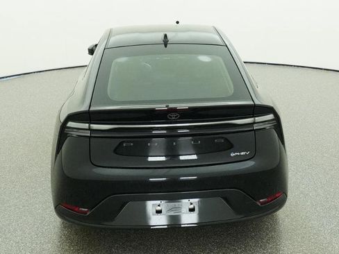 New 2026 Toyota Prius Plug-In Hybrid FWD image 18