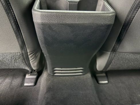 Used 2019 Toyota Tacoma TRD Off-Road image 29