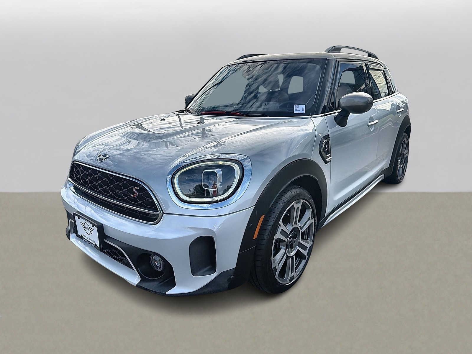 Used 2023 MINI Cooper Countryman S FWD image 1