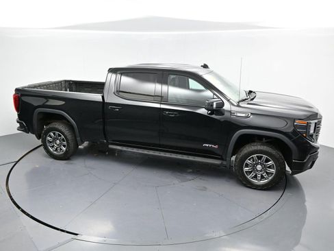 Used 2024 GMC Sierra 1500 AT4 w/ AT4 Premium Package AWD/4WD image 43