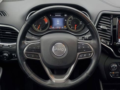 Used 2021 Jeep Cherokee Limited image 35