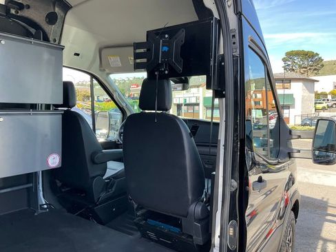 Used 2021 Ford Transit 250 148 High Roof Extended w/ Load Area Protection Package image 33