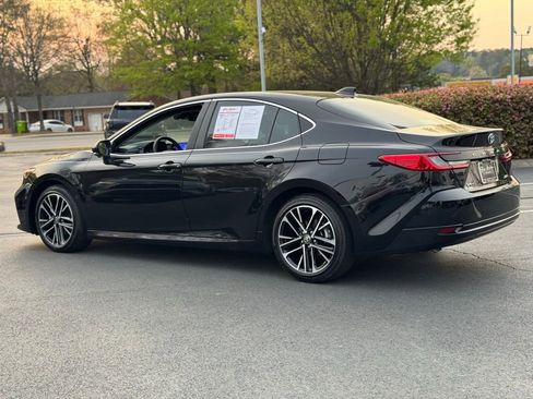 Used 2025 Toyota Camry XLE w/ Premium Plus Package image 10