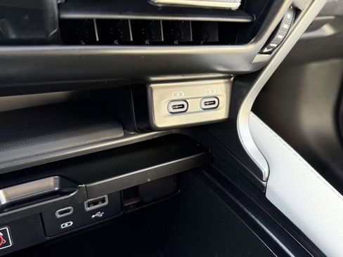 Used 2024 Lexus RX 350 image 25