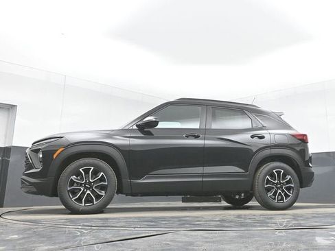 New 2026 Chevrolet TrailBlazer ACTIV w/ Convenience Package FWD image 39