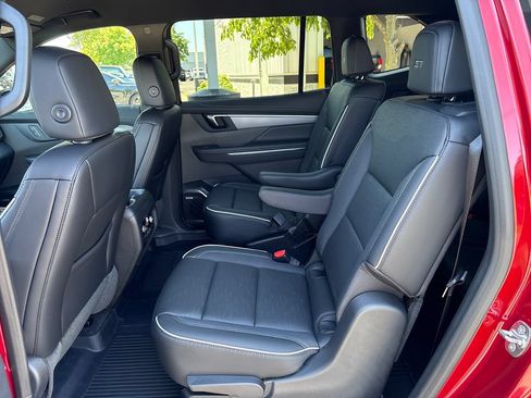 Certified 2026 Buick Enclave Sport Touring w/ LPO, Floor Liner Package FWD image 36