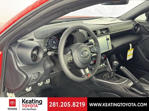 New 2026 Toyota GR86 Premium image 2