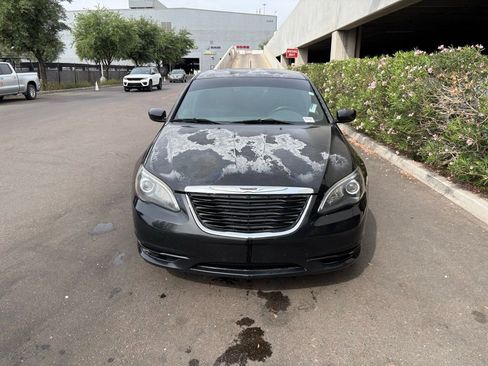 Used 2013 Chrysler 200 Touring w/ S Exterior Appearance Pkg image 2