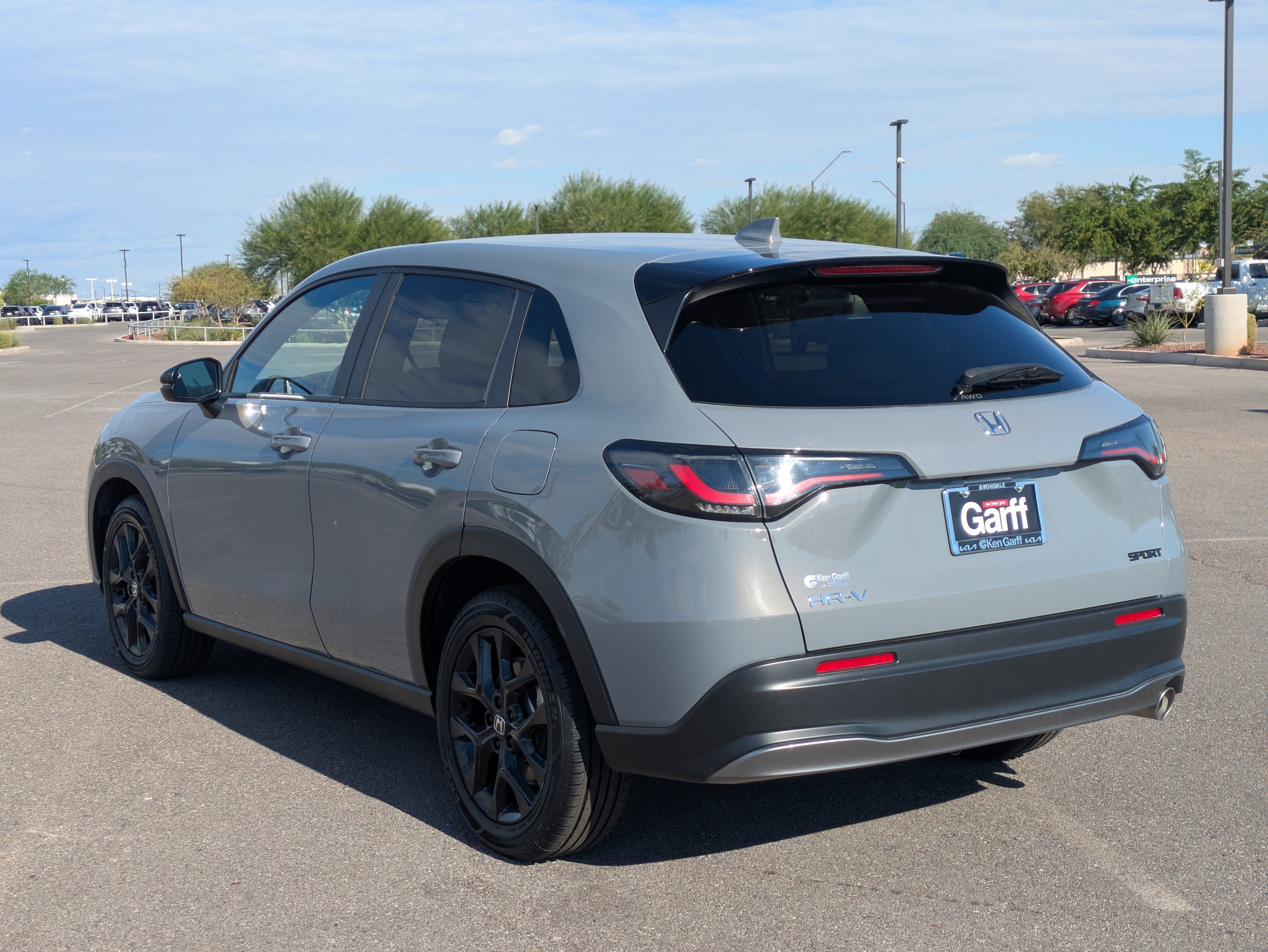 Used 2025 Honda HR-V Sport image 3