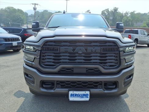 New 2026 RAM 2500 Big Horn AWD/4WD image 9