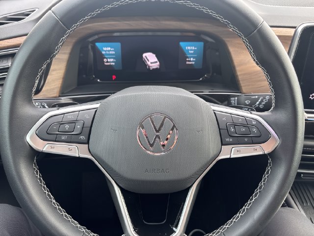 Certified 2025 Volkswagen Atlas SE AWD/4WD image 16