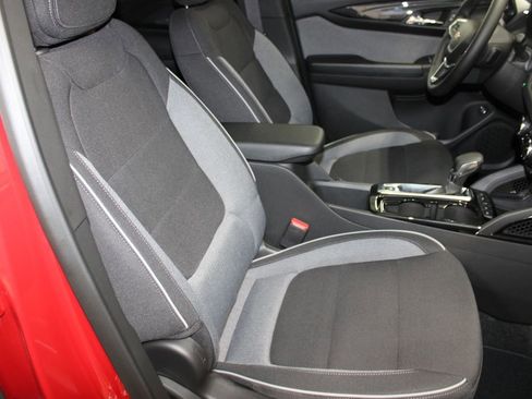 New 2026 Chevrolet TrailBlazer LT w/ Convenience Package FWD image 19