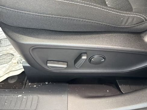 Certified 2023 Ford Escape Active AWD/4WD image 16