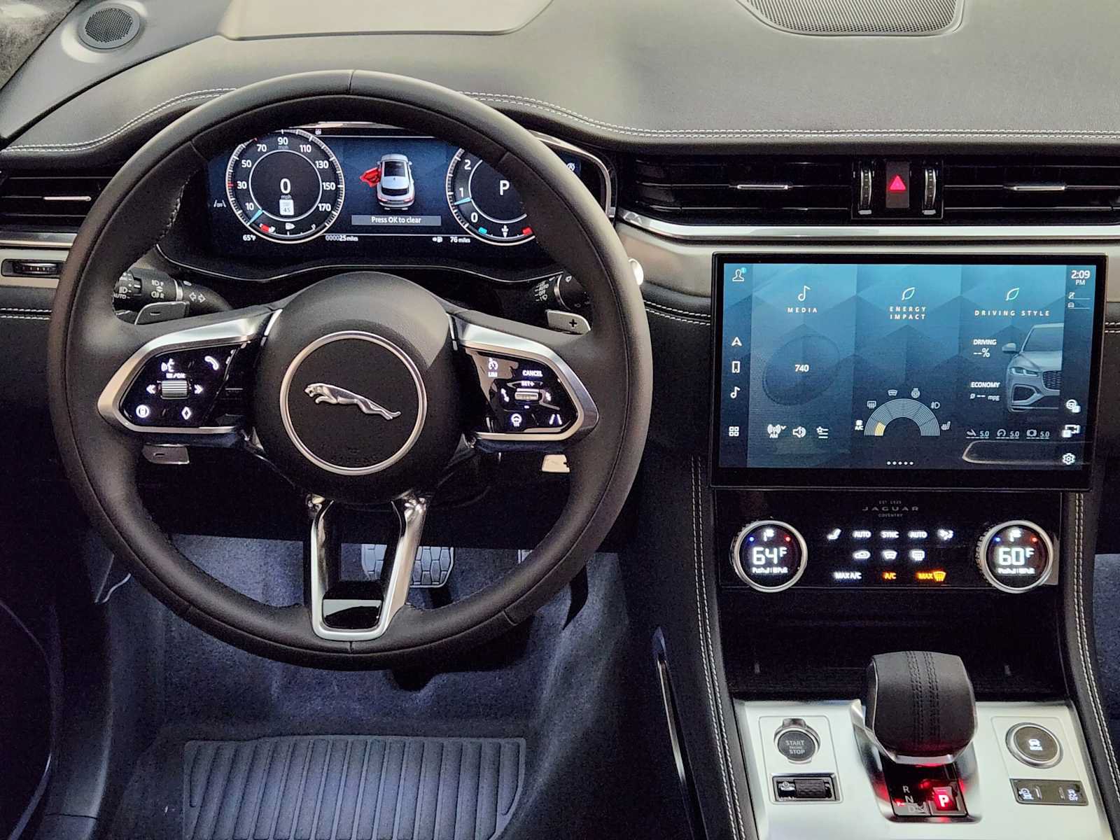 New 2026 Jaguar F-PACE R-Dynamic S AWD/4WD image 27