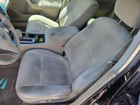 Used 2013 Nissan Altima 2.5 S FWD image 7
