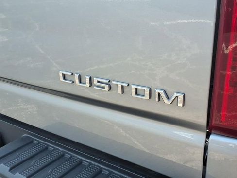 Used 2025 Chevrolet Silverado 2500 Custom w/ Custom Value Package image 26