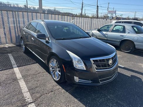 Used 2014 Cadillac XTS Platinum image 1