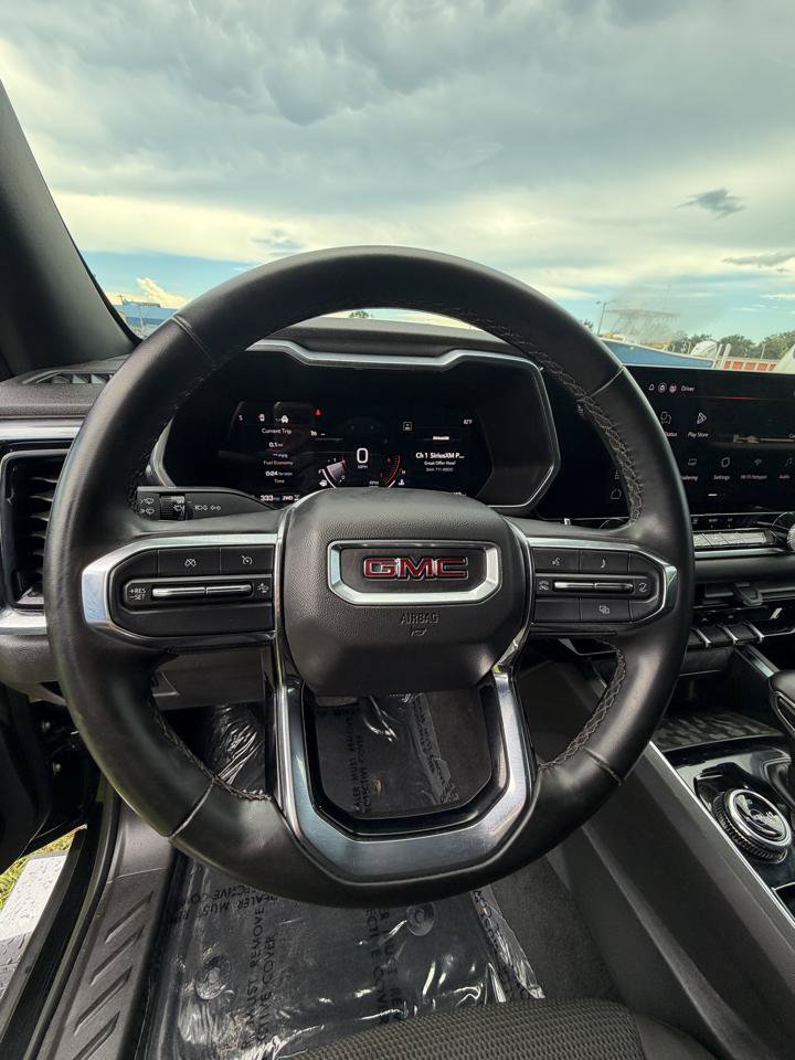 Used 2025 GMC Canyon Elevation AWD/4WD image 24