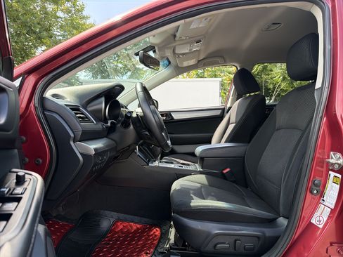 Used 2019 Subaru Outback 2.5i Premium AWD/4WD image 8