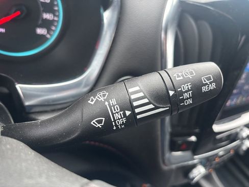 Used 2023 Chevrolet Traverse RS w/ LPO, Floor Liner Package image 23