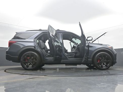 Used 2022 Ford Explorer ST w/ Equipment Group 401A AWD/4WD image 63