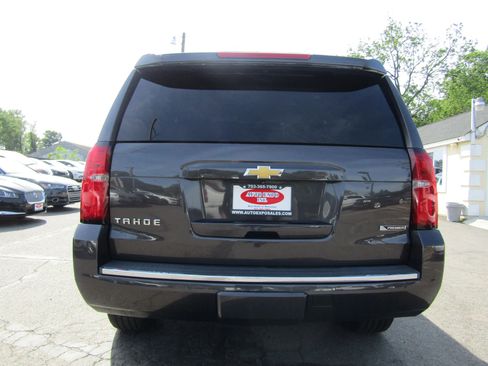 Used 2017 Chevrolet Tahoe Premier AWD/4WD image 9