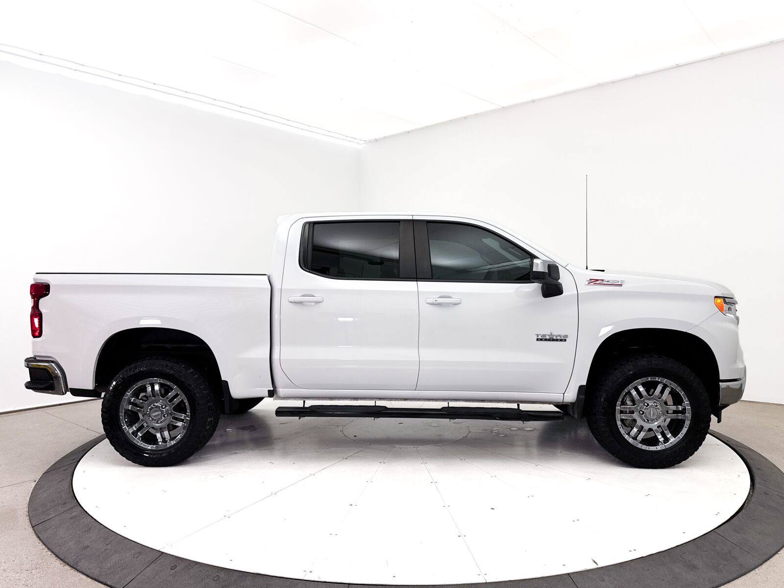 Used 2023 Chevrolet Silverado 1500 LT w/ Texas Edition Plus AWD/4WD image 38