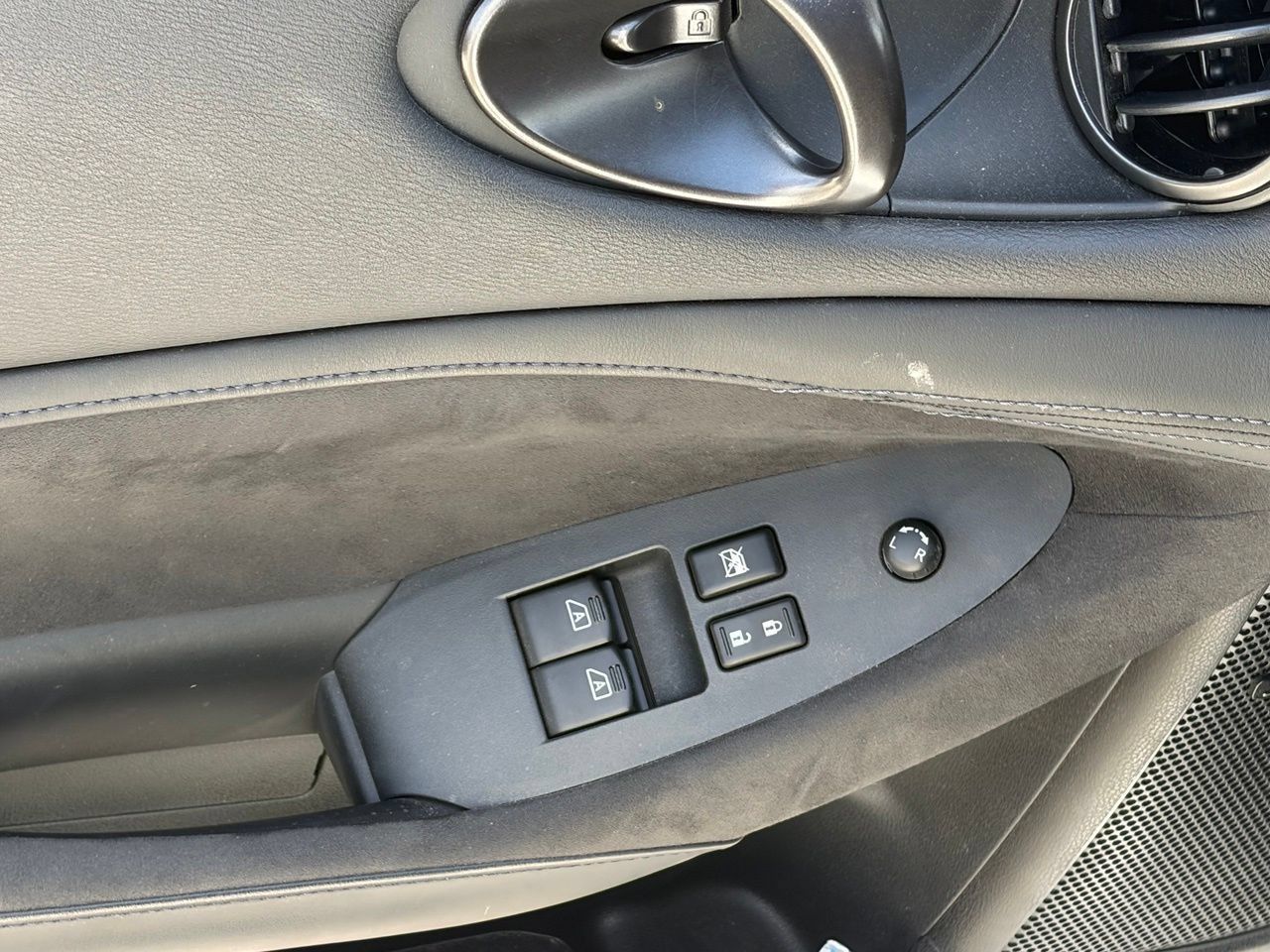 Used 2024 Nissan Z NISMO w/ Floor Mat Package RWD image 6