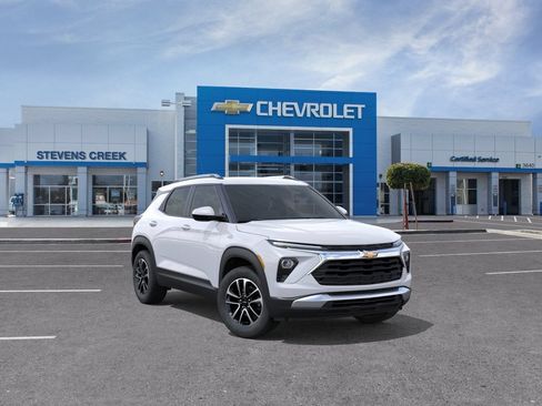 New 2026 Chevrolet TrailBlazer LT FWD image 9
