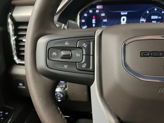 Used 2025 GMC Sierra 1500 Denali w/ Denali Reserve Package AWD/4WD image 29