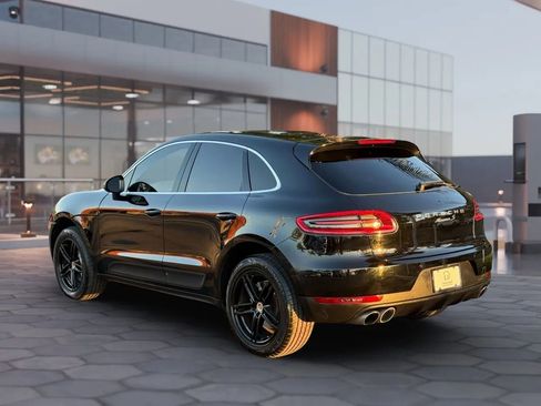 Used 2016 Porsche Macan S image 4