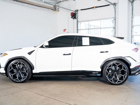 Used 2024 Lamborghini Urus Performante image 8