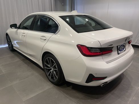 Used 2021 BMW 330i xDrive 330i xDrive w/ Convenience Package image 4