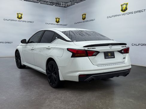 Used 2022 Nissan Altima 2.5 SR w/ Midnight Edition Package image 3