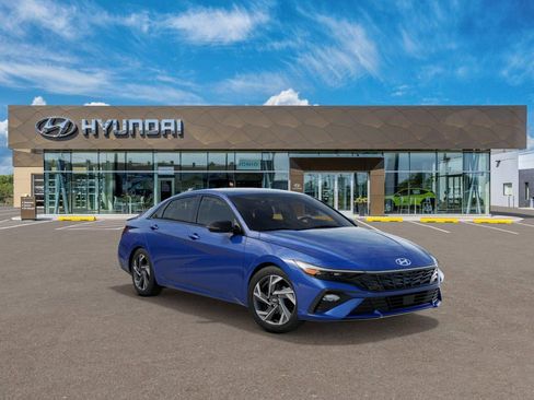 New 2025 Hyundai Elantra Sport image 2